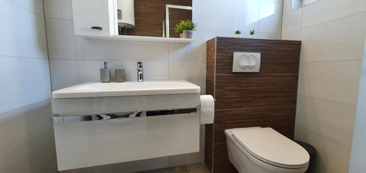 Seahorse Luxury Apartment With Pool And Sea View Novalja Εξωτερικό φωτογραφία